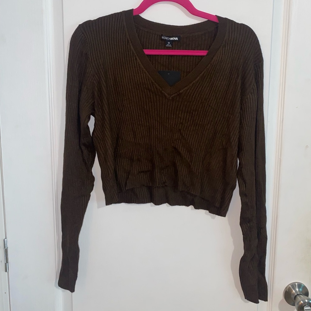 Ribbed brown top